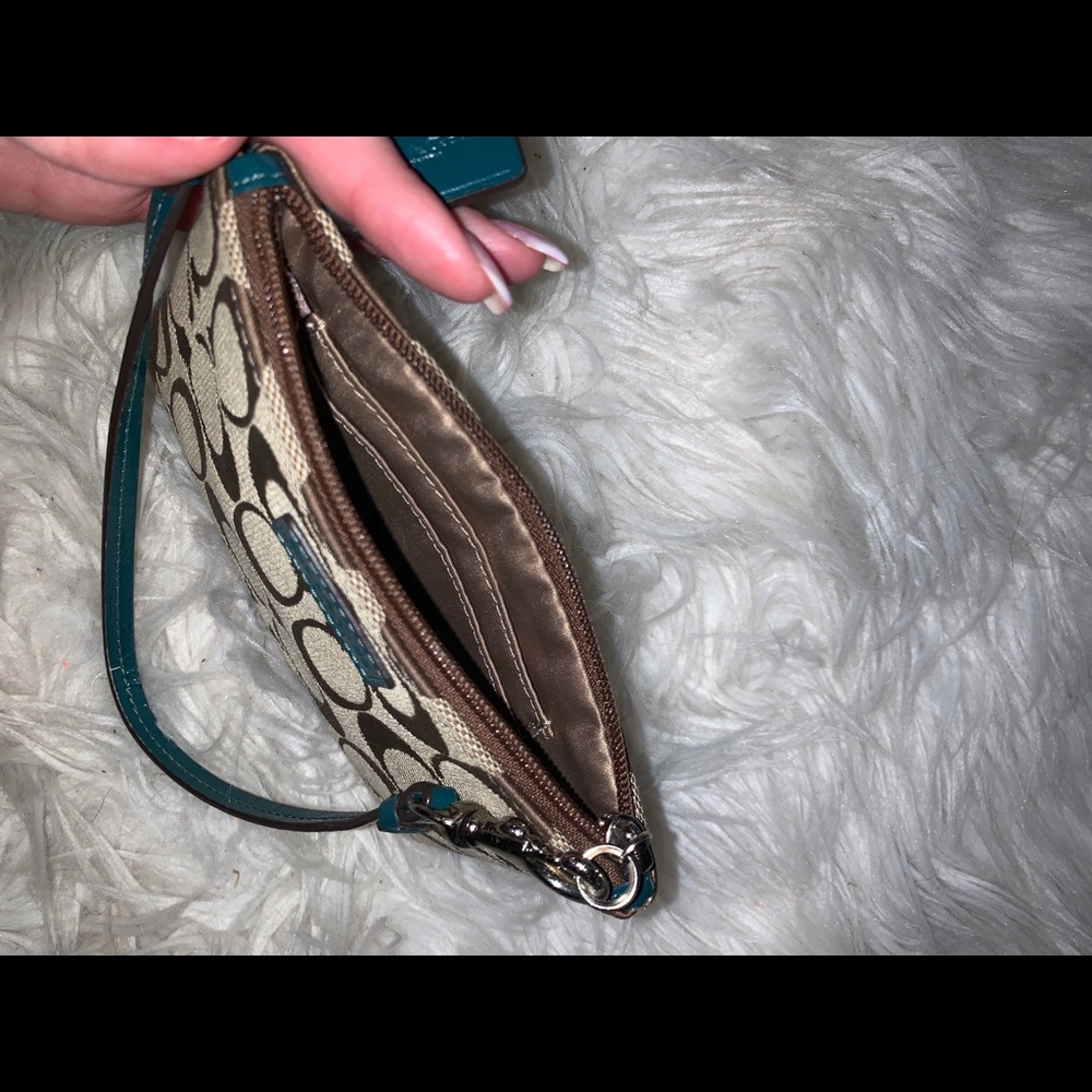 Coach wristlet - Picture 2 of 3